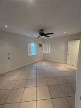 408 NE 7th Ave in Fort Lauderdale, FL - Building Photo - Building Photo