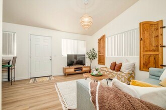 61809 Valley View Cir in Joshua Tree, CA - Building Photo - Building Photo