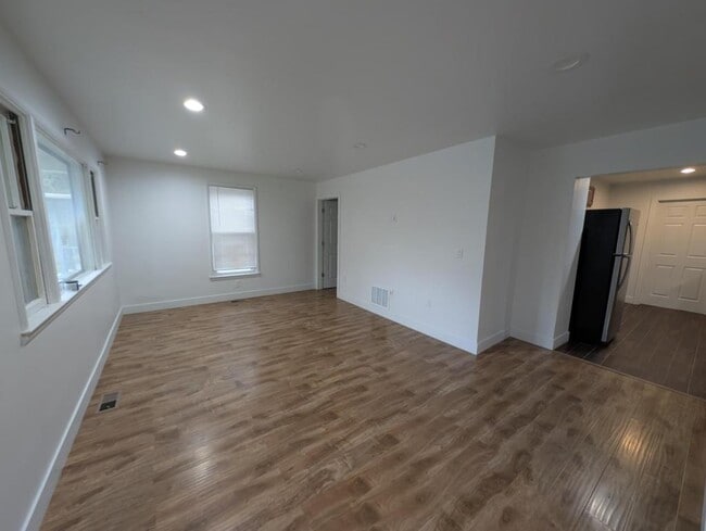 421 Pine St in Sterling, CO - Building Photo - Building Photo