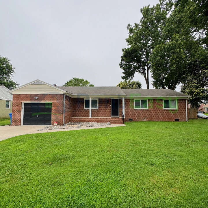 108 Howard Rd in Chesapeake, VA - Foto de edificio