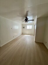 1029 3rd St in Wasco, CA - Foto de edificio - Building Photo