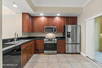 9745 Touchton Rd in Jacksonville, FL - Building Photo - Building Photo