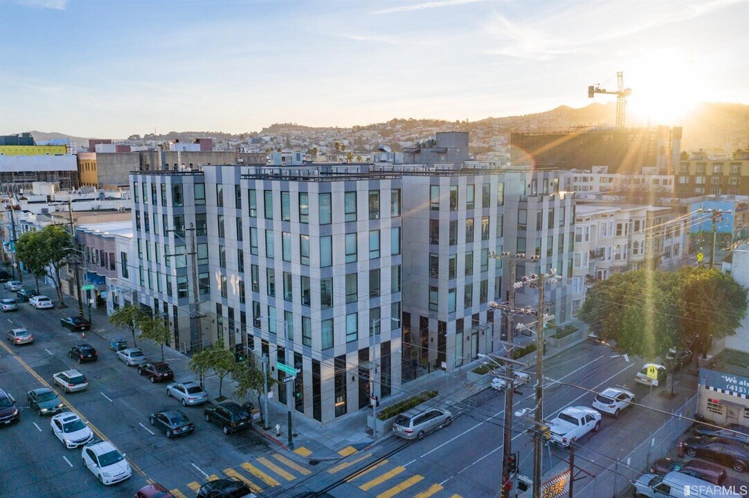 1515 15th St, Unit Apt 507 in San Francisco, CA - Foto de edificio
