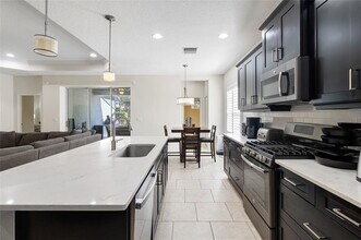 12335 Whisper Lake Dr in Bradenton, FL - Building Photo - Building Photo