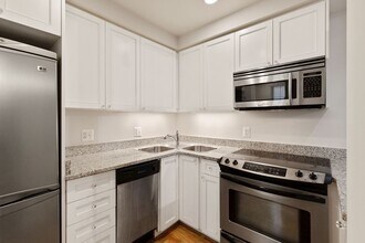 1314 Massachusetts Ave NW in Washington, DC - Building Photo - Building Photo