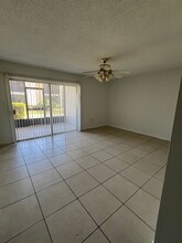 863 Sky Lake Cir in Orlando, FL - Building Photo - Building Photo