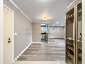 3 Admiral Dr in Emeryville, CA - Building Photo - Building Photo