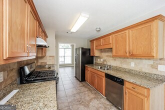 6555 Creekview Ct in Riverdale, GA - Building Photo - Building Photo