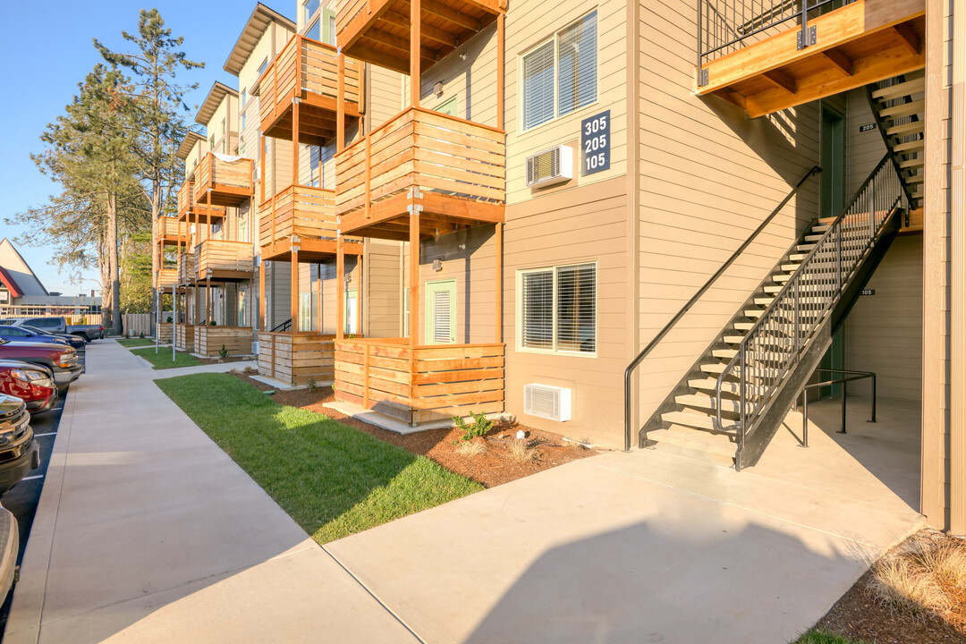 Shepherds Crossing Apartments in Salem, OR - Foto de edificio