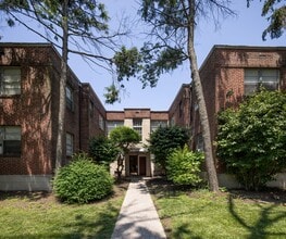Llanberris in Bala Cynwyd, PA - Building Photo - Building Photo