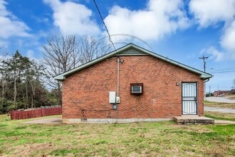 2526 Highland Trace Dr in Nashville, TN - Building Photo - Building Photo