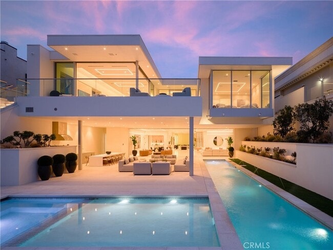 1119 Dolphin Terrace in Newport Beach, CA - Building Photo - Building Photo