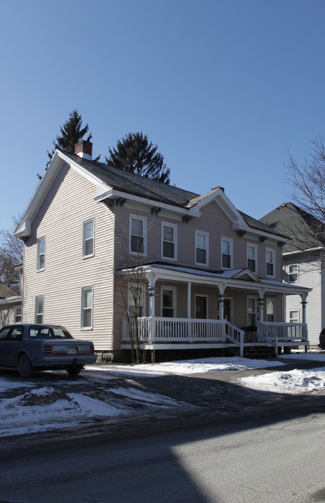 68-70 Maplewood Ave in Pittsfield, MA - Building Photo