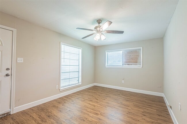 property at 128 N Washington St