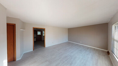 11703 S. Williamsburg Dr in Knoxville, TN - Foto de edificio - Building Photo