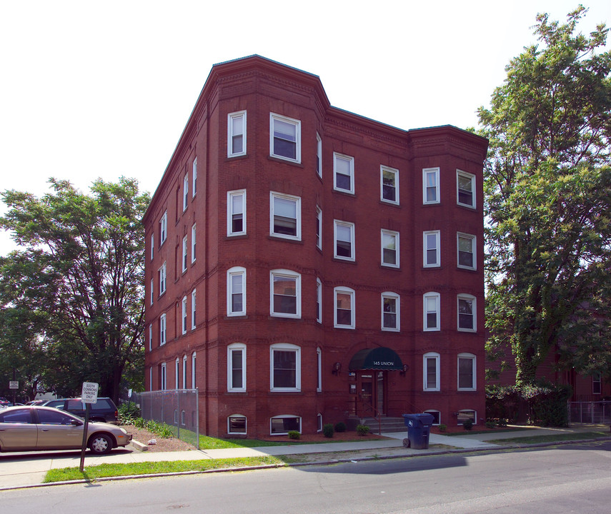 145 Union St in Springfield, MA - Foto de edificio