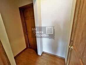 401 S Minnesota St in Mitchell, SD - Building Photo - Building Photo
