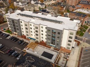 The Isabella Apartments in Concord, NH - Foto de edificio - Building Photo