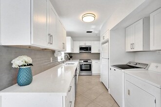 13889 Royal Palm Ct in Delray Beach, FL - Foto de edificio - Building Photo