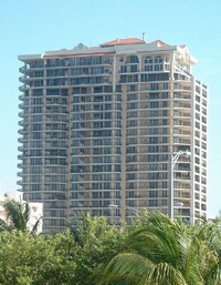 The Jackson Tower in Fort Lauderdale, FL - Foto de edificio - Building Photo