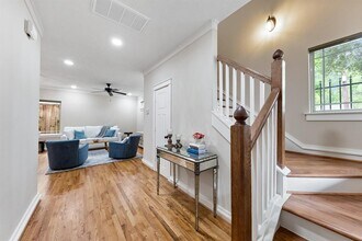 5924 Petty St in Houston, TX - Building Photo - Building Photo