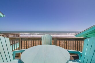 418 Carolina Beach Ave N in Carolina Beach, NC - Building Photo - Building Photo