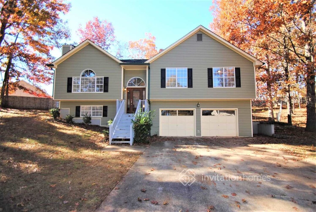 4691 Sterling Pointe Dr in Douglasville, GA - Building Photo