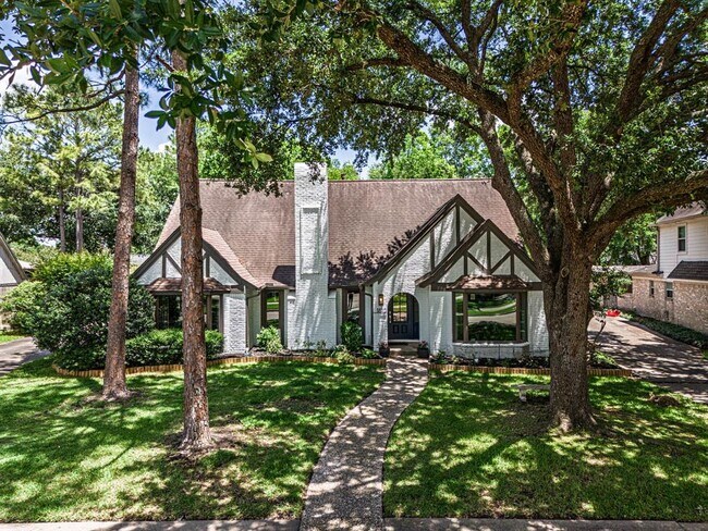 1815 Valley Vista Dr in Houston, TX - Building Photo - Building Photo