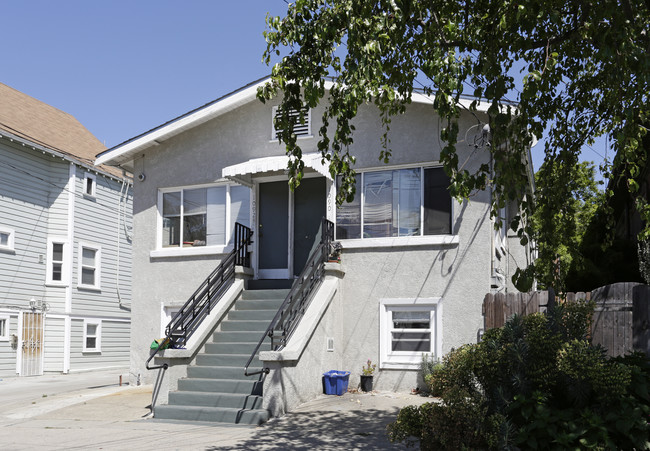 1092-1096 Aileen St in Emeryville, CA - Building Photo - Building Photo