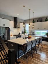 134 Marshall Ct in Nashville, TN - Building Photo - Building Photo