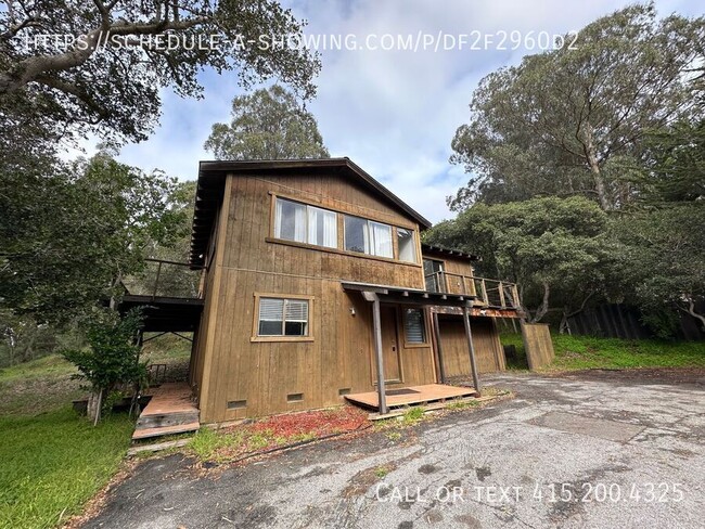 17653-17663 Vierra Canyon Rd in Salinas, CA - Building Photo - Building Photo