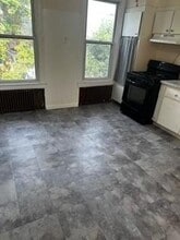 28 Lincoln St in Jersey City, NJ - Building Photo - Building Photo