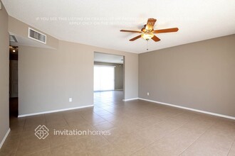 1524 W Dunlap Ave, Unit 5C in Phoenix, AZ - Building Photo - Building Photo