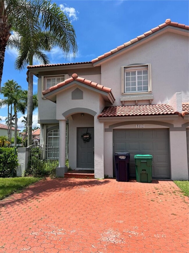 5112 NW 114th Ct in Doral, FL - Building Photo - Building Photo