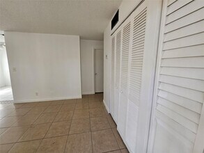 2220 NW 59th Wy in Lauderhill, FL - Building Photo - Building Photo