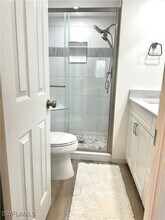 200 Forest Lakes Blvd in Naples, FL - Building Photo - Building Photo