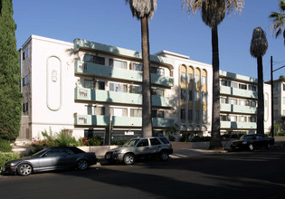 Rodney Apartments in Los Angeles, CA - Building Photo - Building Photo