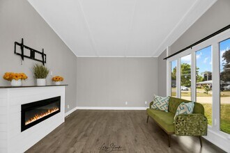 217 Sherman Ave in Montgomery, IL - Building Photo - Building Photo