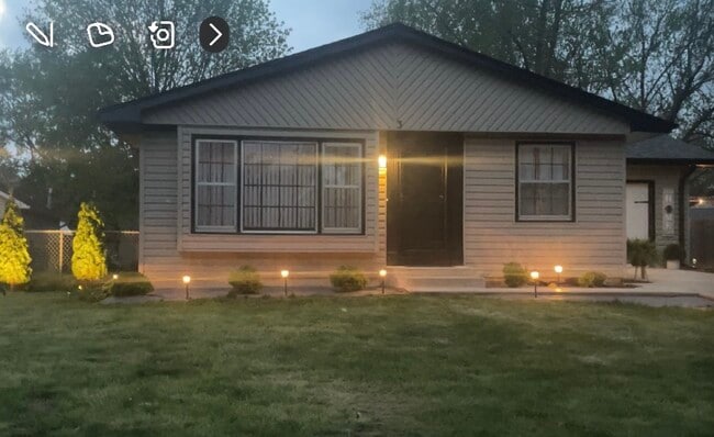 property at 3 Old Post Rd