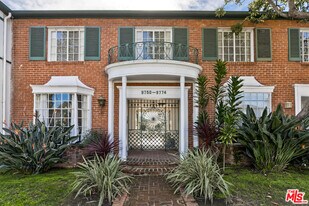 9756 W Olympic Blvd in Beverly Hills, CA - Building Photo