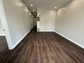 2533 S Drake Ave in Chicago, IL - Building Photo - Building Photo