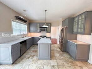 3406 Chastain Glen Ln NE in Marietta, GA - Building Photo - Building Photo