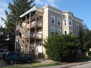 509 Beech St in Manchester, NH - Building Photo - Building Photo