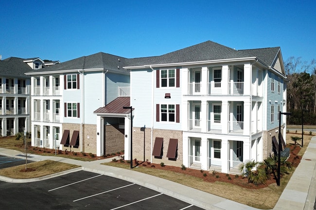 Legacy Mount Pleasant Apartments