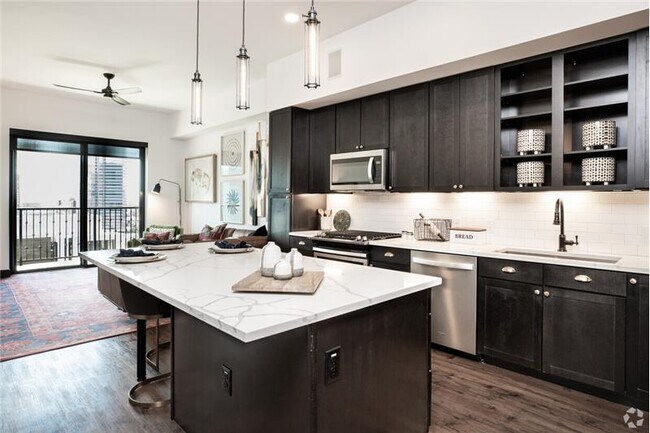 402 Guadalupe St in Austin, TX - Foto de edificio - Building Photo