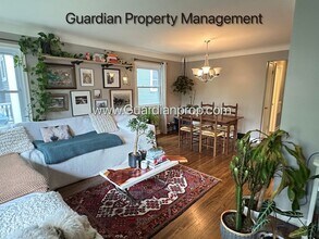 4400 Zenith Ave S in Minneapolis, MN - Building Photo - Building Photo