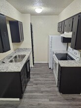 1900 Sam Bass Blvd in Denton, TX - Building Photo - Building Photo