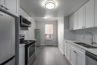 Gertrude Suites in Toronto, ON - Building Photo - Interior Photo