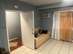 512 Grand Ave in North Bergen, NJ - Building Photo - Building Photo