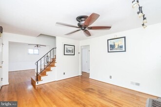 102 Martin Rd in Glen Burnie, MD - Building Photo - Building Photo